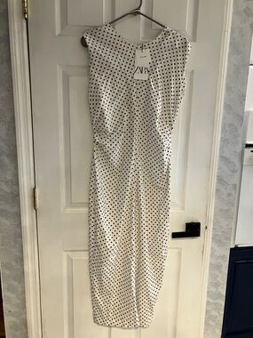 NEW Zara White Midi Dress with Polka Dots